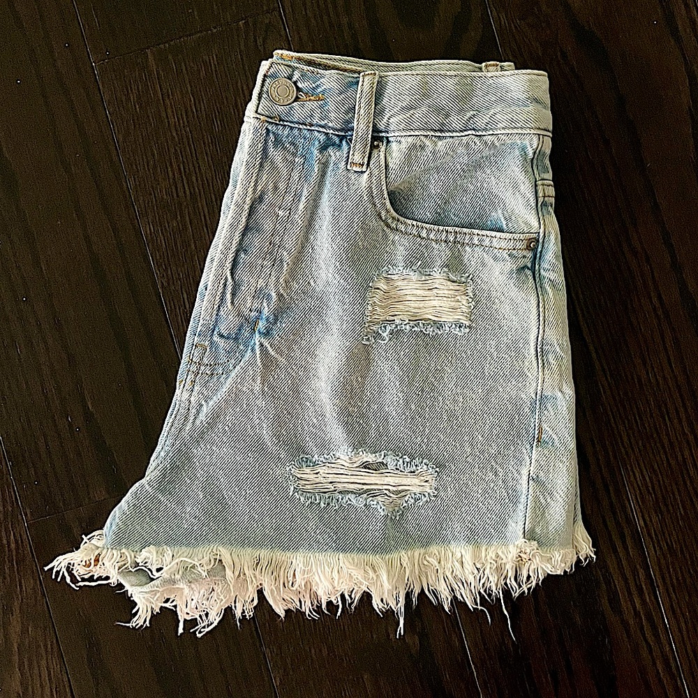 PacSun Vintage High Rise Distressed Cut-Off Jean Shorts - Picture 12 of 15